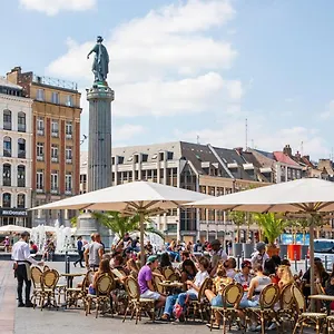 Apartment Center With Lots Of Charm, Lille